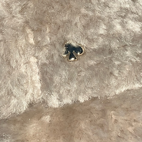 ♠️kate spade Sherpa Plush Fur Baseball Cap Light Sand Cream NWT - Picture 6 of 13